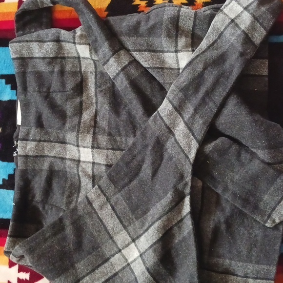 Plaid skirt - Picture 3 of 4